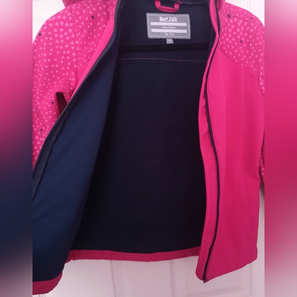 BeLive soft shell jacket. Size 12 - Picture 4 of 16